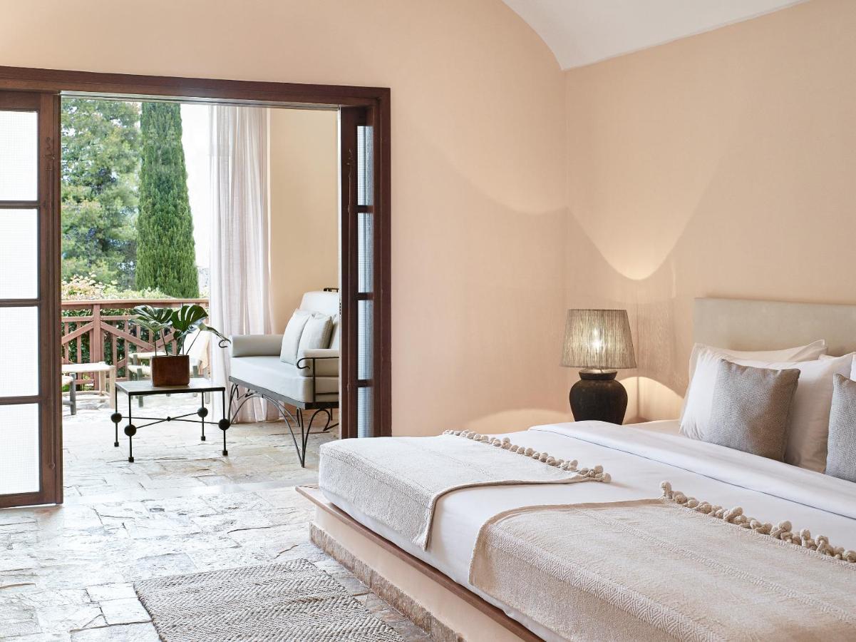 Grecotel Luxme Daphnila Bay (Adults Only) Дассия Экстерьер фото