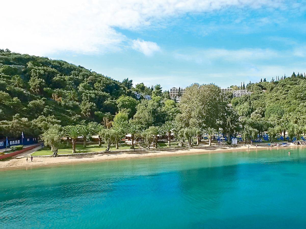 Grecotel Luxme Daphnila Bay (Adults Only) Дассия Экстерьер фото